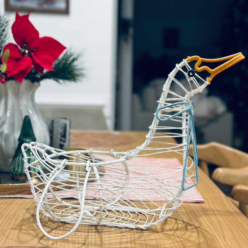 Vintage Rare 1960 Metal Wire Egg Carrier